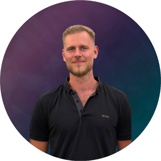 Tom, co-founder of Lumina Connect